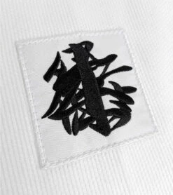 Combat Corner BJJ Life CompLite White BJJ GI -Boxing Martial Arts Shop BJJ LIFE CompLite WHITE GI RIGHT PATCH DETAIL