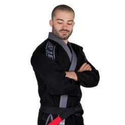 Tatami Triple Threat Estilo 5.0 Jiu Jitsu Gi 11 Tatami Triple Threat Estilo 5.0 Jiu Jitsu Gi -Boxing Martial Arts Shop triple threat arms 1024x1024 efd1a143 a5fd 4f03 9ace e780704b570f